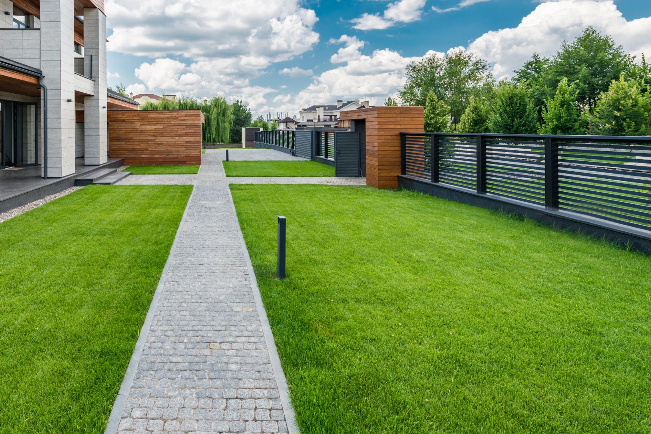 Modern Lawn & Paver Walkway